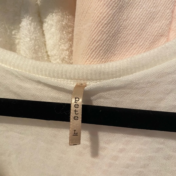 Cream colored Pete brand short sleeve tshirt. - Picture 2 of 7